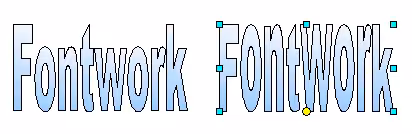 Izquierda: letras con altura normal; derecha: misma altura de letras